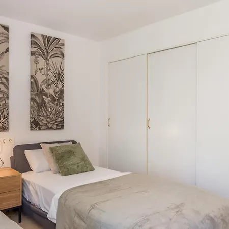 Perfect Terrace, Amazing Views, Great Location Apartment *