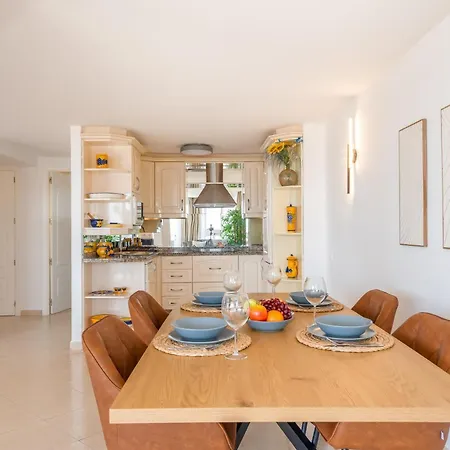 Apartment Perfect Terrace, Amazing Views, Great Location Torremolinos